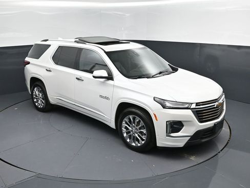 Used 2023 Chevrolet Traverse High Country image 36