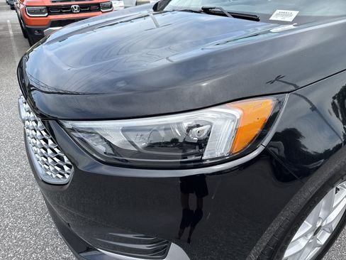 Used 2024 Ford Edge SEL AWD/4WD image 6