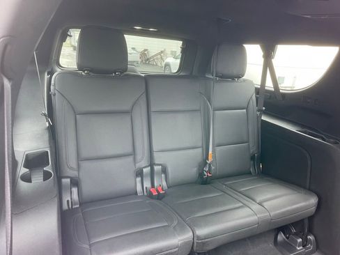 Used 2021 Chevrolet Suburban Z71 AWD/4WD image 26
