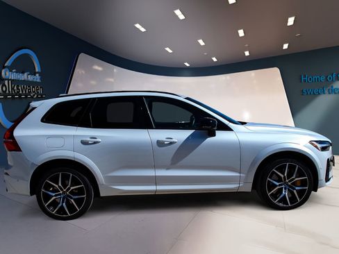 Used 2022 Volvo XC60 T8 Polestar w/ Protection Package Premier image 4