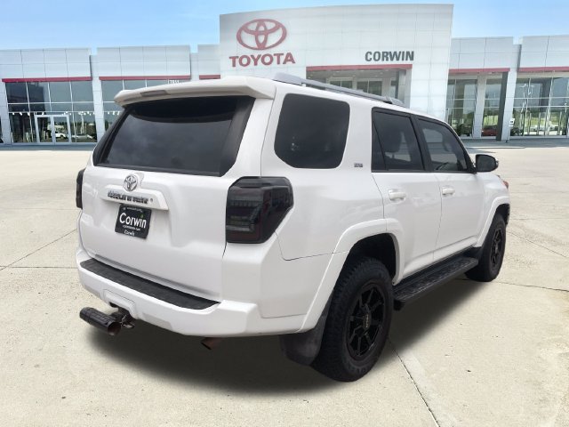Used 2015 Toyota 4Runner SR5 Premium AWD/4WD image 10