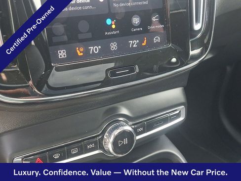 Certified 2023 Volvo XC40 B5 Plus w/ Driver Assist Package AWD/4WD image 17