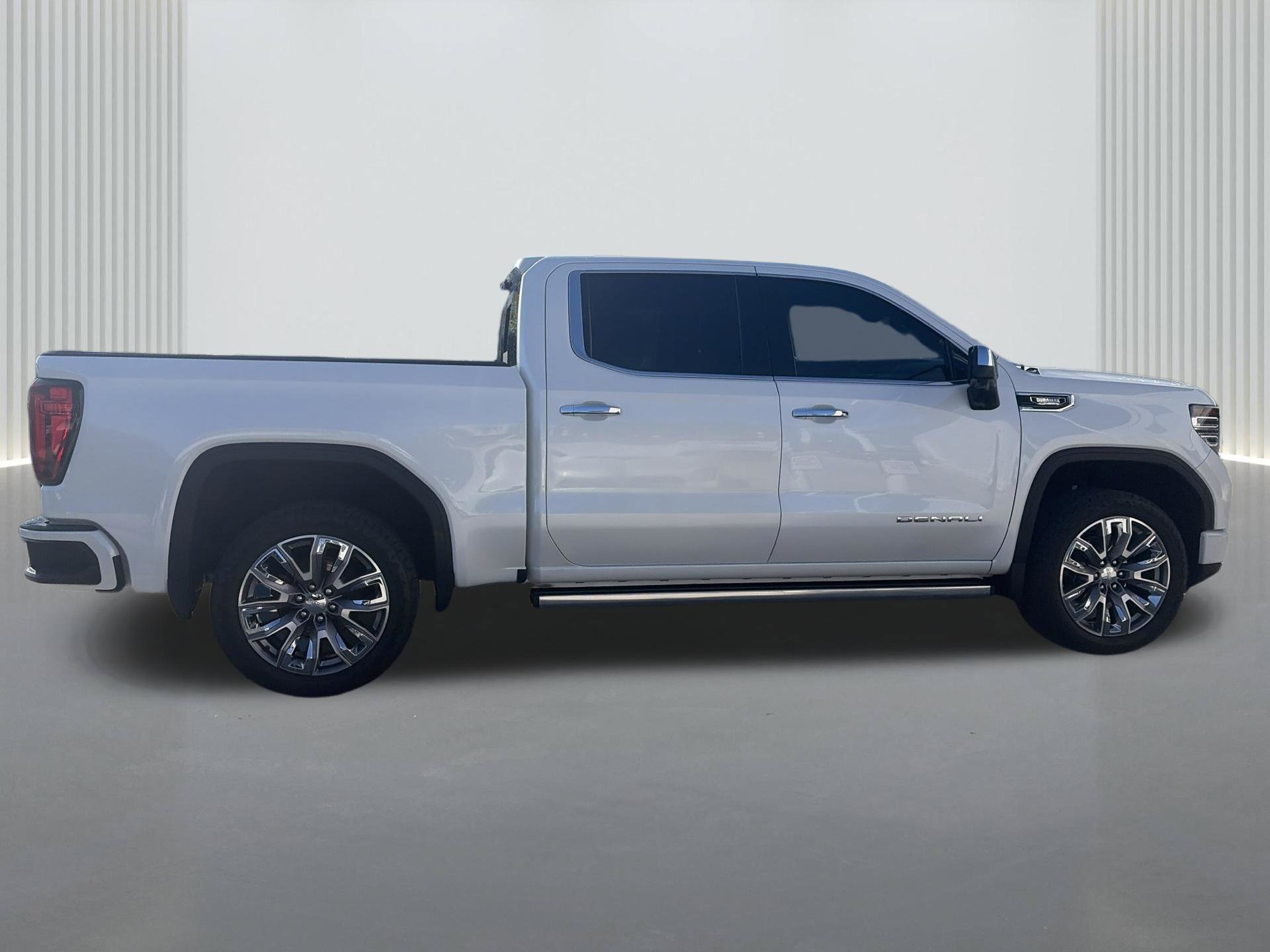 Used 2023 GMC Sierra 1500 Denali w/ Denali Reserve Package AWD/4WD image 6