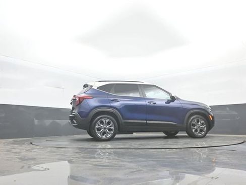 Used 2024 Kia Seltos S FWD image 40
