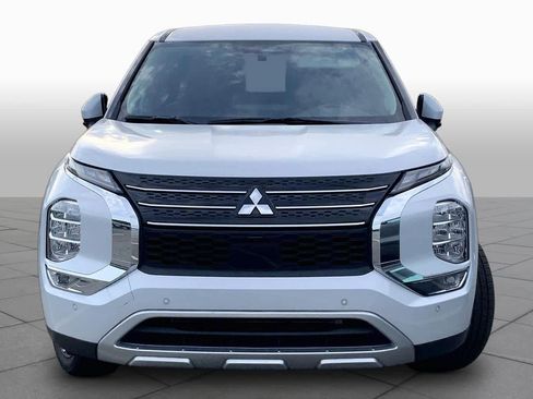 Used 2024 Mitsubishi Outlander SE FWD image 4