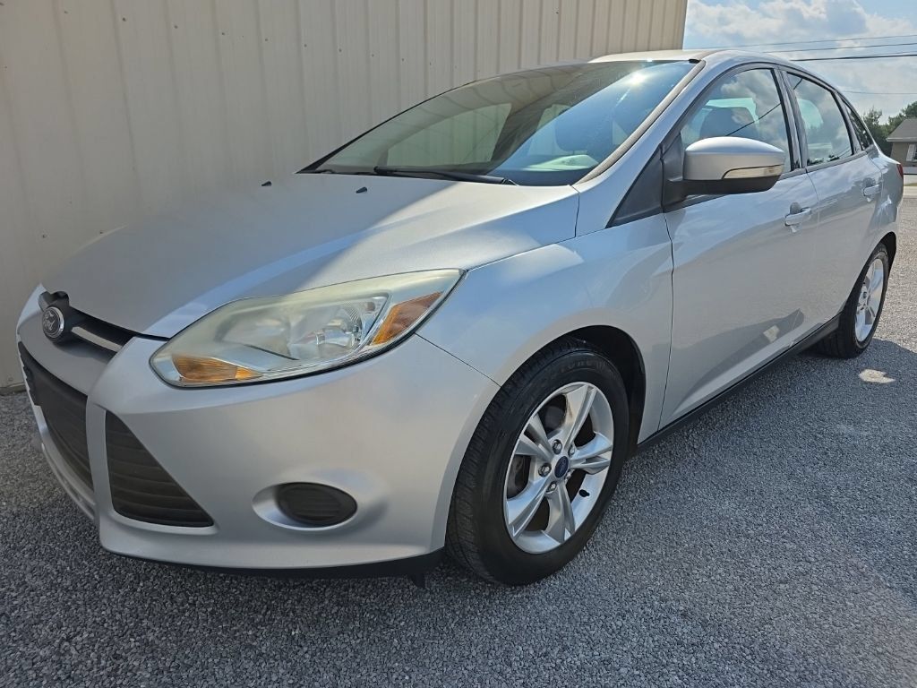Used 2014 Ford Focus SE FWD image 12