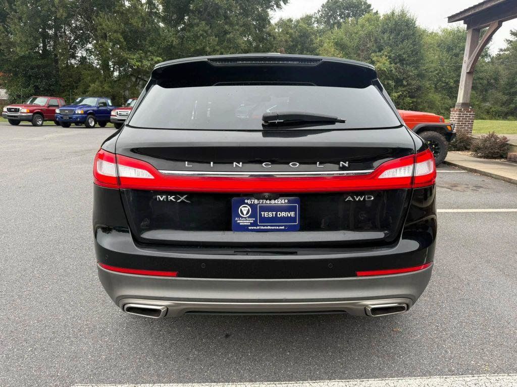 Used 2016 Lincoln MKX Reserve AWD/4WD image 7