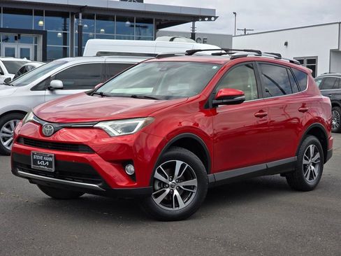 Used 2016 Toyota RAV4 XLE w/ Convenience Package AWD/4WD image 1
