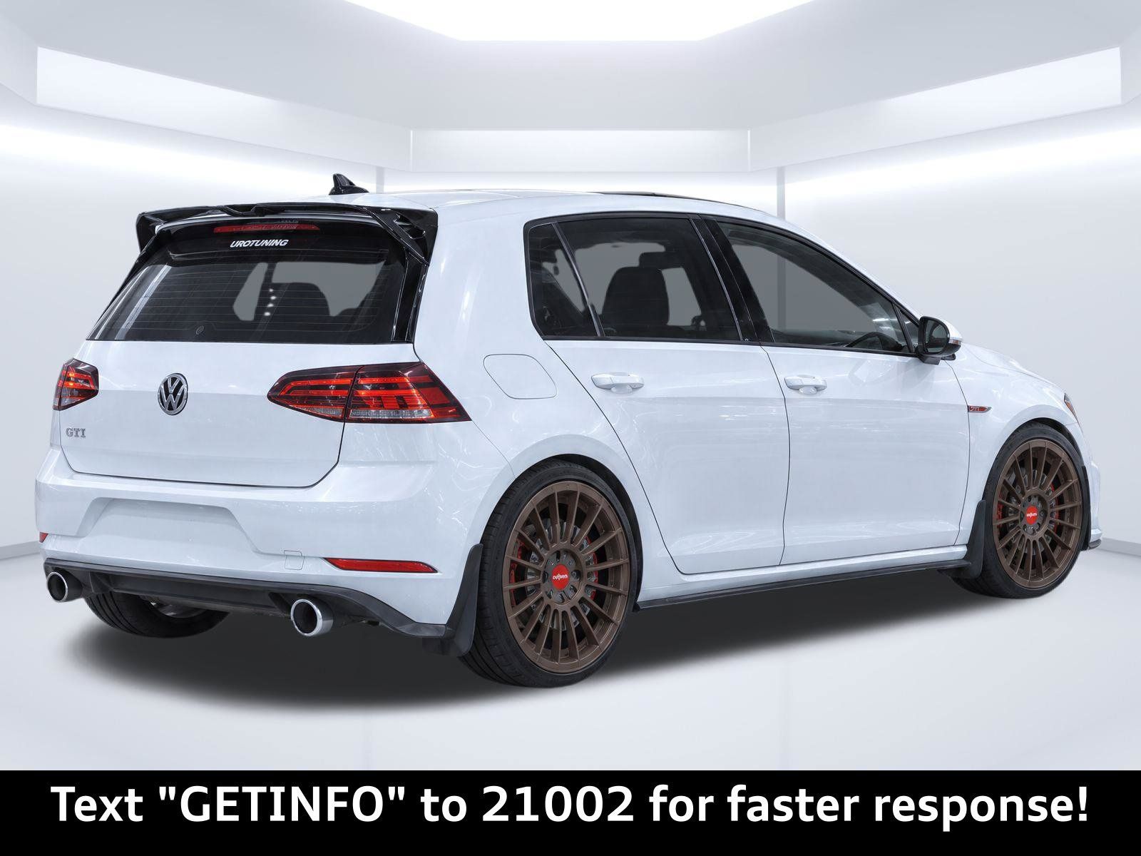 Used 2018 Volkswagen GTI SE FWD image 4