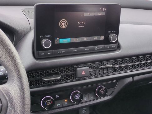 Used 2023 Honda HR-V LX image 26