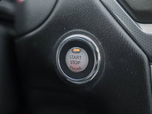 Used 2019 Nissan Pathfinder SL image 30