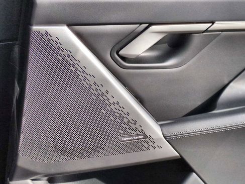 New 2026 BMW 530i xDrive image 40