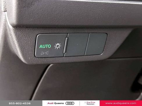 Certified 2022 Audi Q4 e-tron Premium Plus w/ Premium Plus AWD/4WD image 20