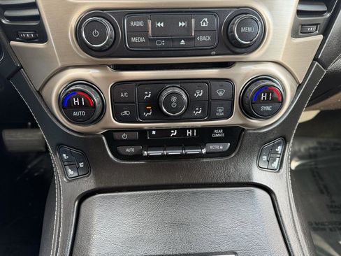 Used 2016 GMC Yukon XL Denali w/ Open Road Package image 17