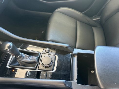 Used 2025 MAZDA MAZDA3 s Sport FWD image 32