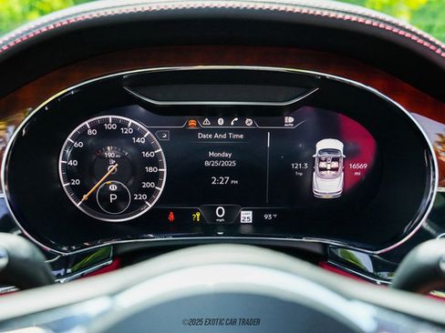 Used 2020 Bentley Continental GT V8 First Edition image 31