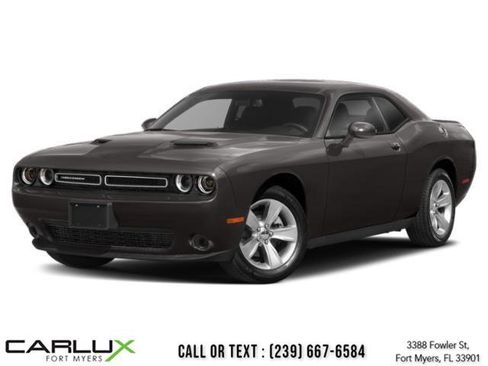 Used 2023 Dodge Challenger SXT RWD image 1