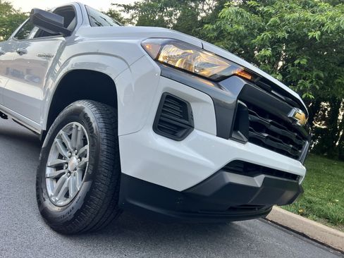 Used 2025 Chevrolet Colorado LT w/ Advanced Trailering Package RWD image 73