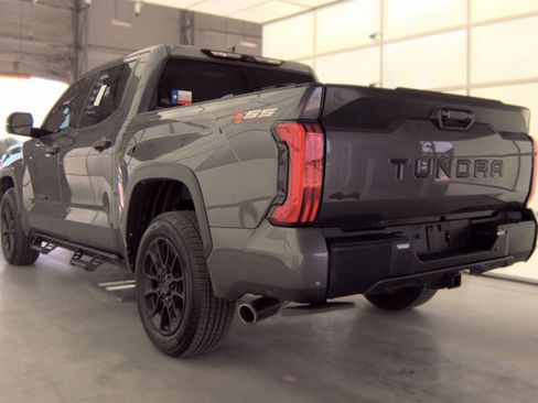 Used 2023 Toyota Tundra SR5 w/ SR5 Convenience Package AWD/4WD image 4