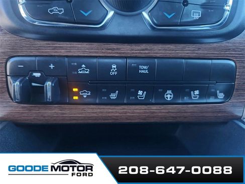 Used 2015 RAM 1500 Laramie w/ Convenience Group image 17