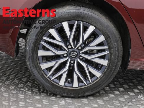 Used 2023 Nissan Altima 2.5 SV AWD/4WD image 30