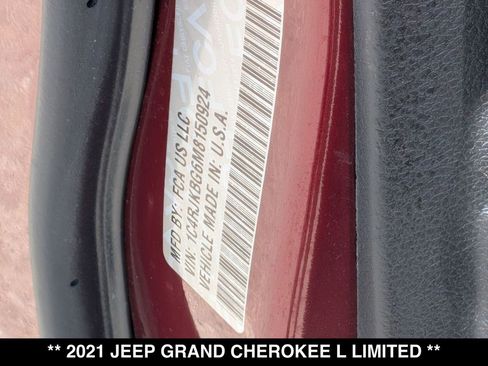 Used 2021 Jeep Grand Cherokee L Limited AWD/4WD image 32