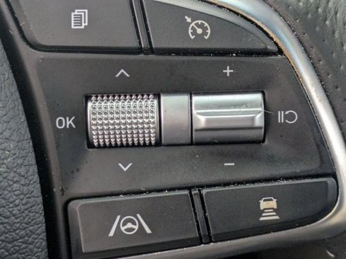 Used 2023 Genesis G70 2.0T w/ Sport Prestige Package image 9