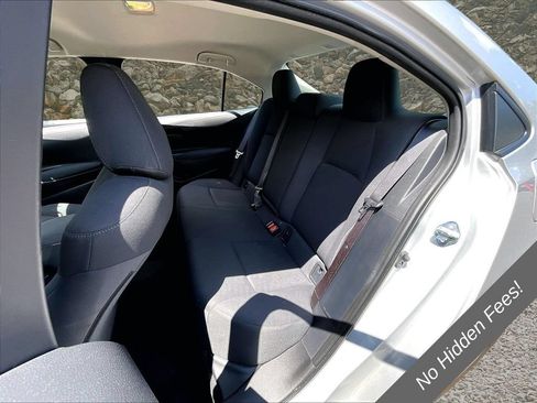 Used 2022 Toyota Corolla LE FWD image 19