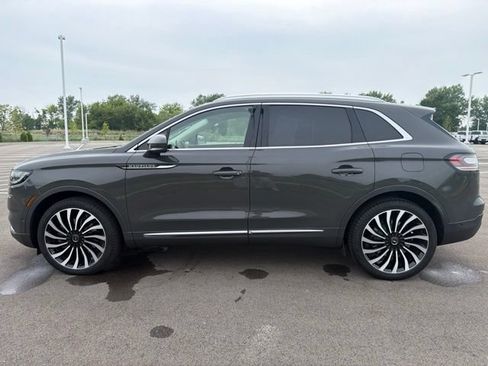 Used 2022 Lincoln Nautilus Black Label w/ Cargo Utility Package AWD/4WD image 14