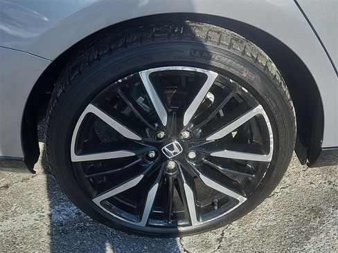 Certified 2024 Honda Accord Touring image 8