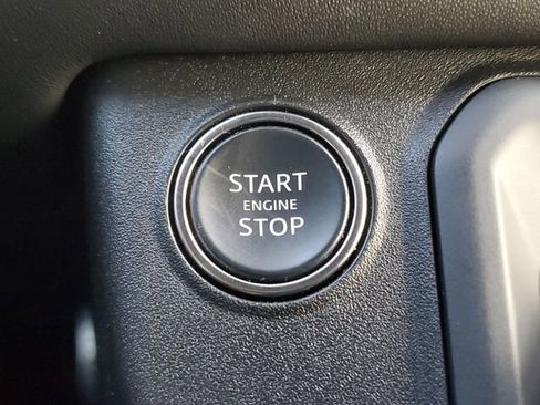 Used 2023 Land Rover Defender 90 X image 24