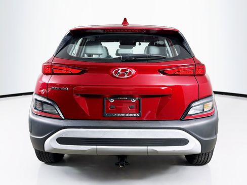 Used 2023 Hyundai Kona SE image 29