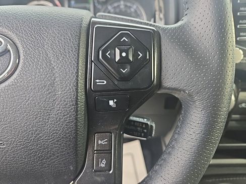 Used 2024 Toyota 4Runner TRD Off-Road image 20