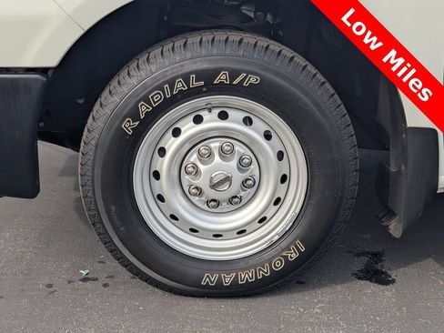 Used 2020 Nissan NV 3500 S RWD image 10