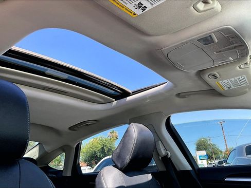 Used 2020 Ford Fusion Titanium AWD/4WD image 15