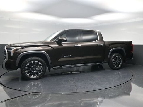 Used 2024 Toyota Tundra Limited image 3