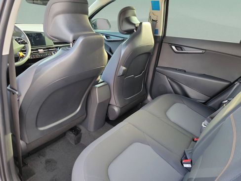 New 2026 Kia Niro LX FWD image 5
