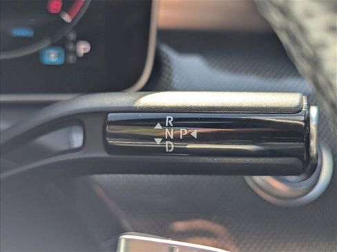 Used 2023 Mercedes-Benz C 300 Sedan image 11