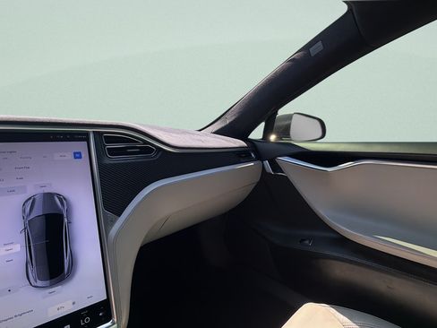 Used 2015 Tesla Model S 85D AWD/4WD image 15