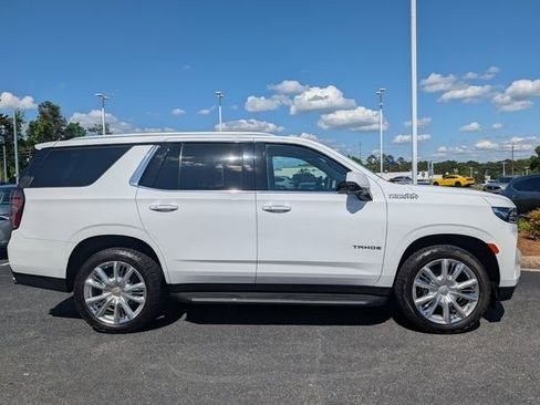 Used 2021 Chevrolet Tahoe High Country RWD image 2