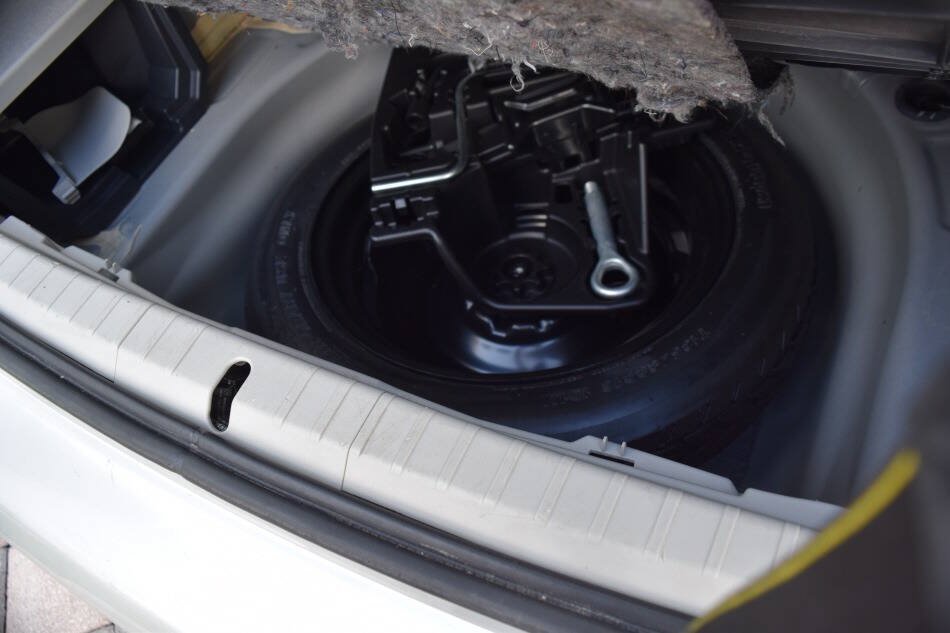 Used 2010 Toyota Prius Two w/ Preferred Accessory Pkg FWD image 75