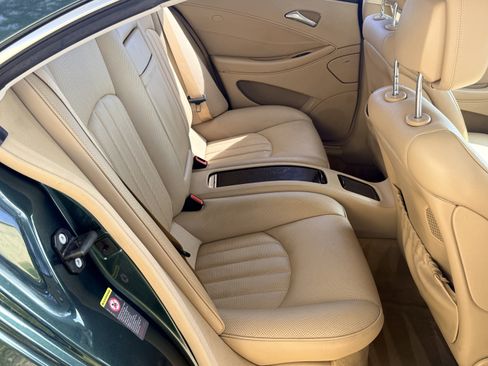 Used 2009 Mercedes-Benz CLS 550 4dr Sdn 5.5L w/ Premium I Pkg image 26