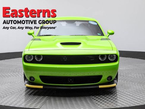 Used 2023 Dodge Challenger R/T w/ Plus Package image 2