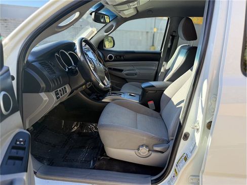 Used 2015 Toyota Tacoma 4x4 Double Cab image 15