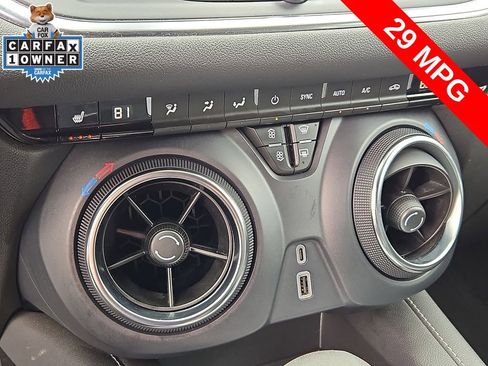 Used 2024 Chevrolet Blazer LT FWD image 15