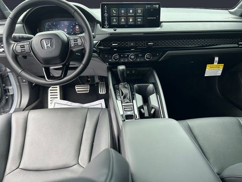 Used 2025 Honda Accord Sport image 10