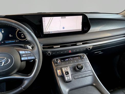 Used 2023 Hyundai Palisade Limited FWD image 9