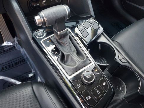 Certified 2025 Kia Sportage EX w/ Premium Package image 26