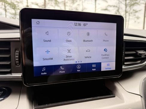 Used 2023 Ford Explorer XLT w/ Equipment Group 202A image 17