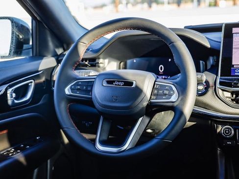 New 2026 Jeep Compass Trailhawk w/ Sun, Sound & Navigation Group image 16